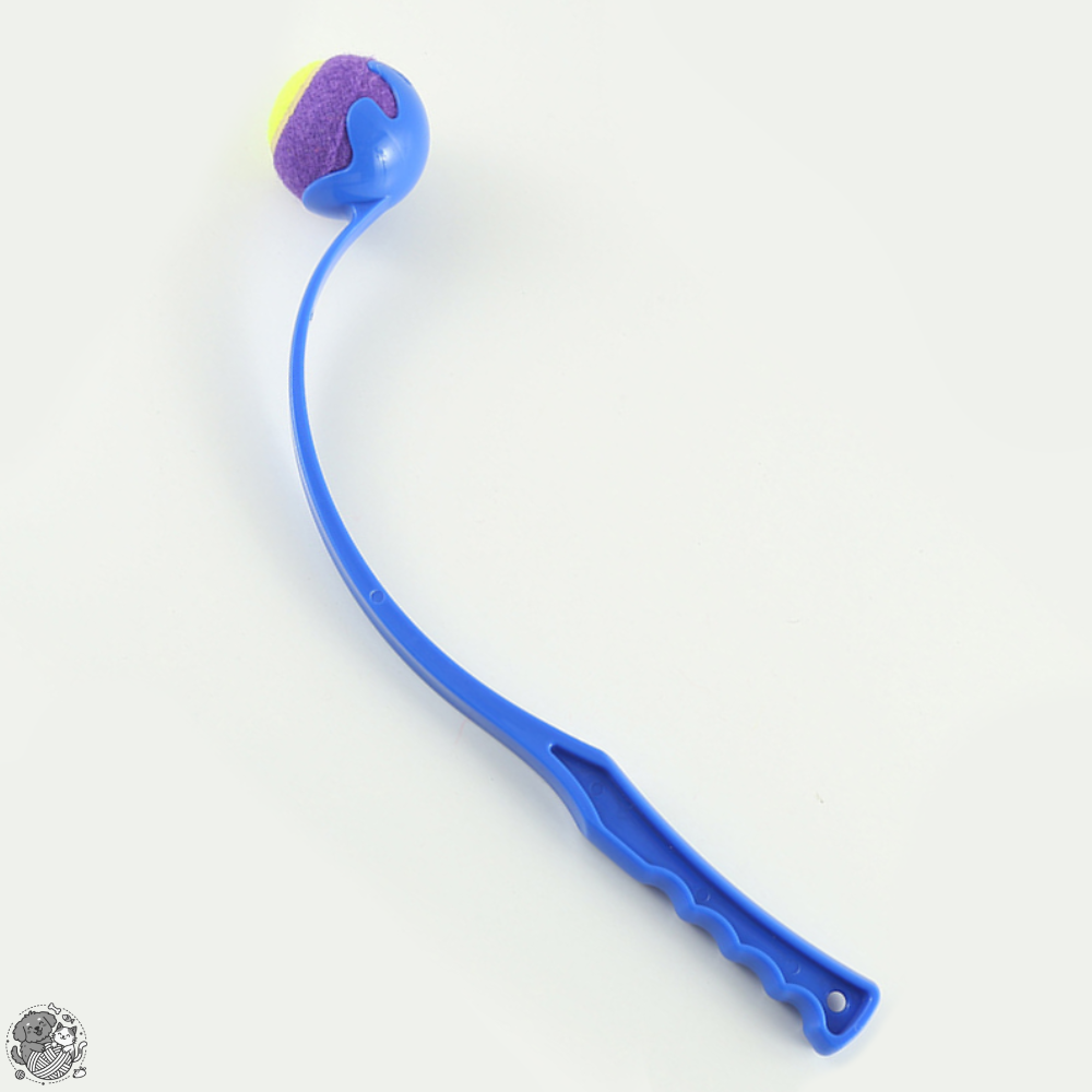 45cm Dog Ball Launcher (18M) – Hands-Free Slobber-Free Pickup Fetch Toy