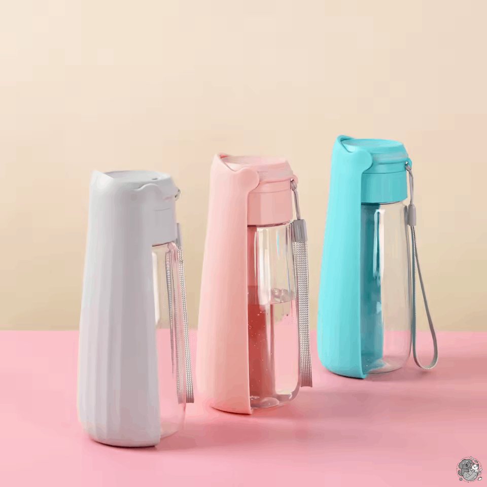 Portable Dog Water Bottle, 550ml (19oz) Foldable Pet Water Dispenser, Leak Proof Travel Dog Bowl for Walking, Hiking, and Outdoor Adventures – BPA Free, One-Handed Operation